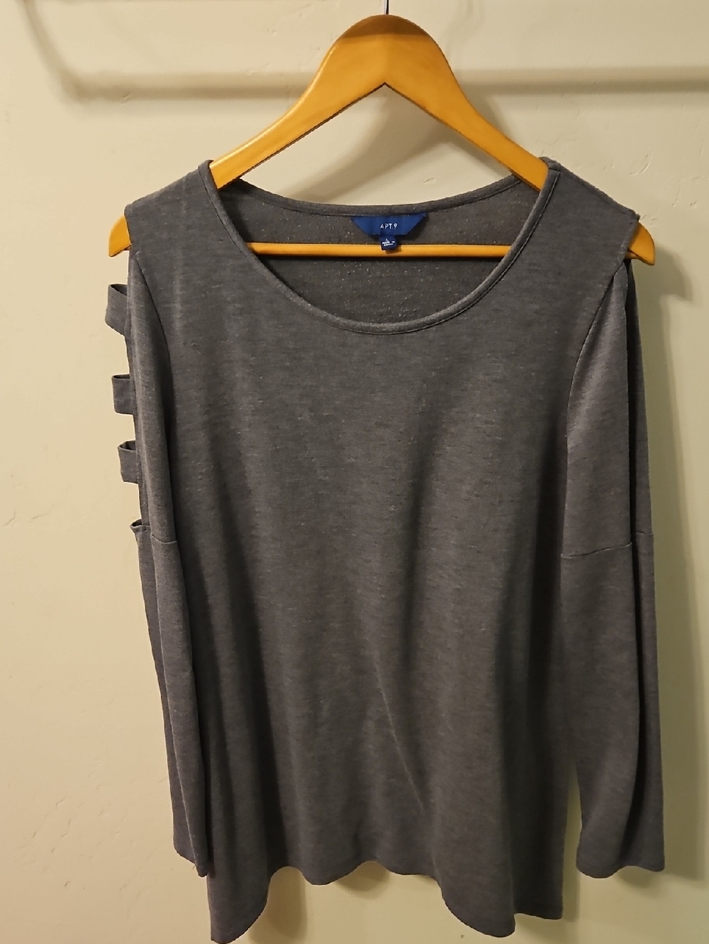 Apt. 9 Charcoal Gray Cold-Shoulder Long Sleeve Top